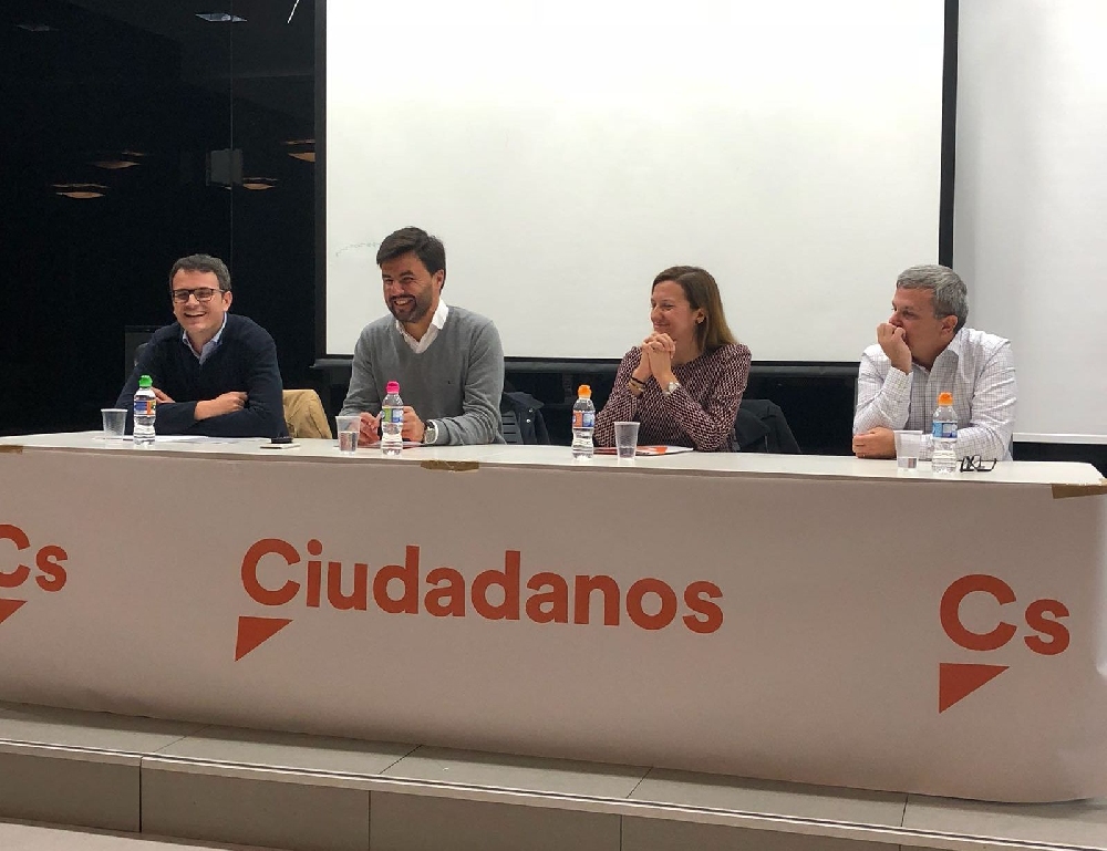 ciudadanos_pilar_horadada.jpg